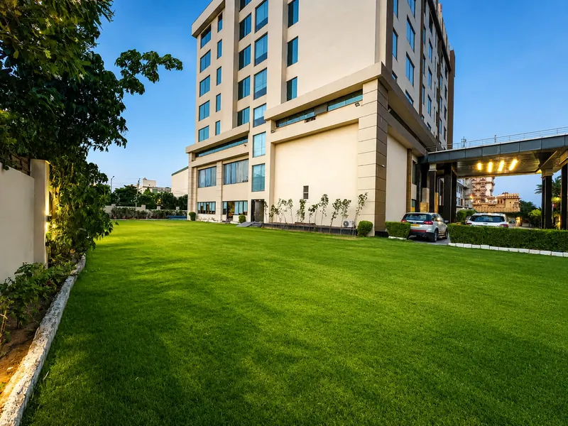 Golden Tulip Kukas, Jaipur, wedding venue