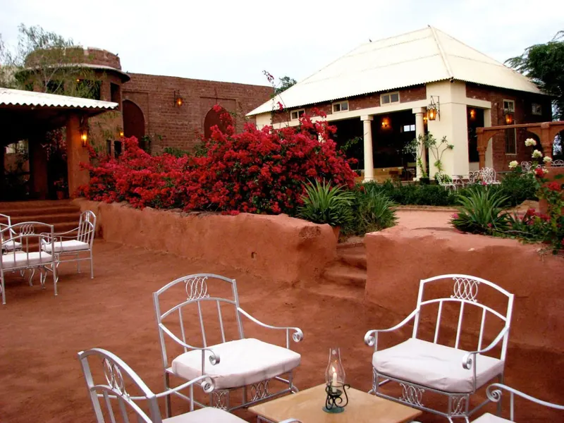 Reggie's Camel Camp, Osian, wedding venue