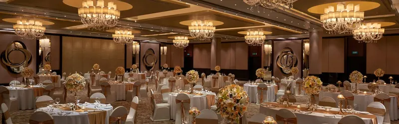 Cinnamon Lakeside Colombo, Fort / Beira Lake (115 Sir Chittampalam , wedding venue